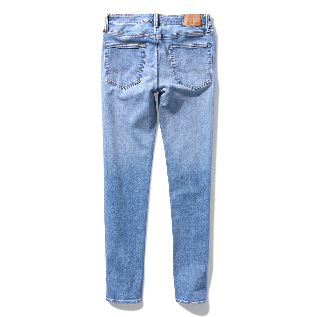กางเกงยีนส์ผู้ชาย Medium Clean Slim Straight