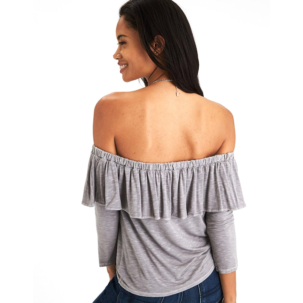 เสื้อยืดเปิดไหล่ Off The Shoulder Wash