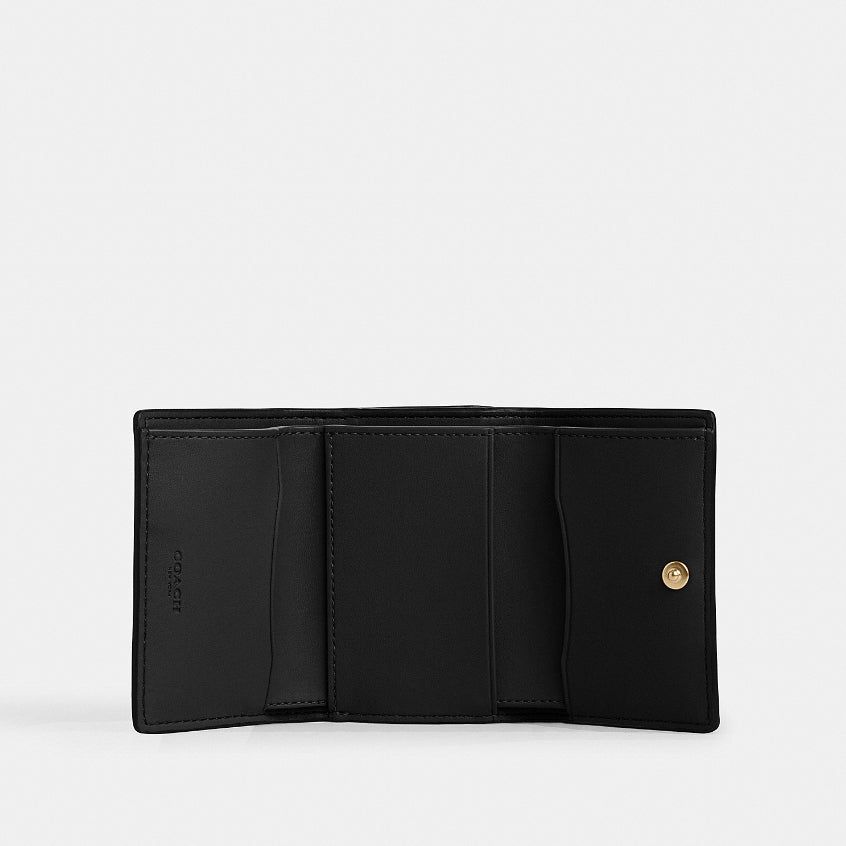 กระเป๋าสตางค์ผู้หญิง รุ่น Micro Wallet In Signature Canvas