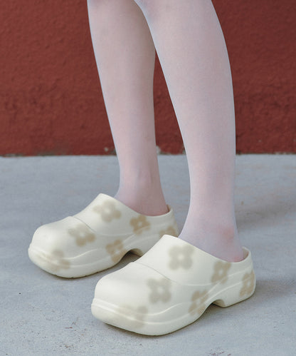 รองเท้าแตะเปิดส้น ผู้หญิง รุ่น X Minjukim Floral Shadow Clog