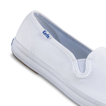 รองเท้าผ้าใบ ผู้หญิง รุ่น Champion Slip On