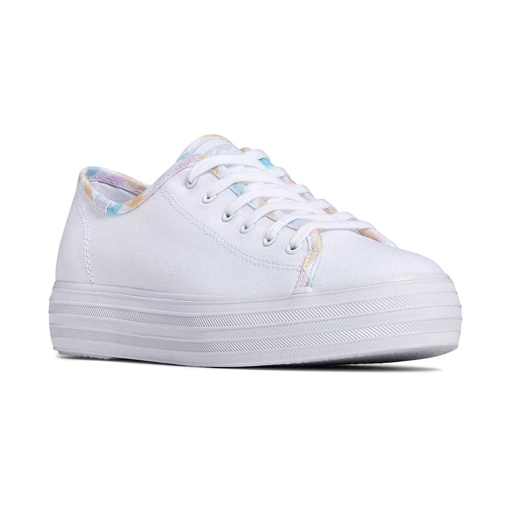 รองเท้าผ้าใบ  รุ่น Triple Kick Canvas Gingham Binding