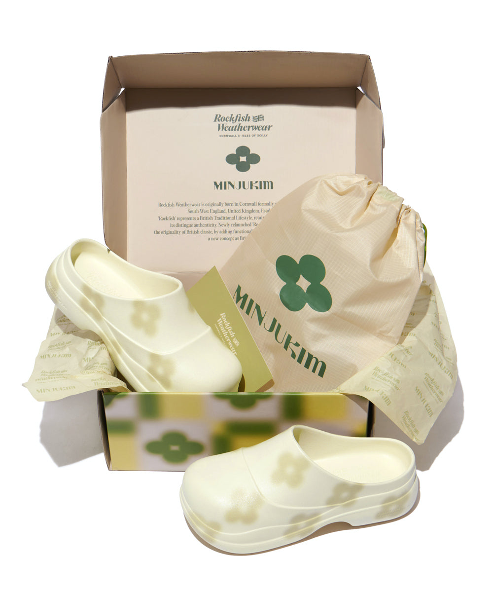 รองเท้าแตะเปิดส้น ผู้หญิง รุ่น X Minjukim Floral Shadow Clog