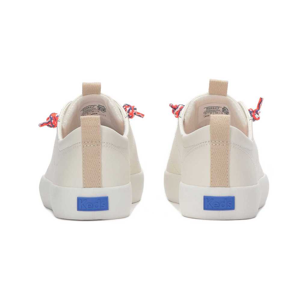 รองเท้าผ้าใบหนัง ผู้หญิง รุ่น Kickback Leather Round Laces