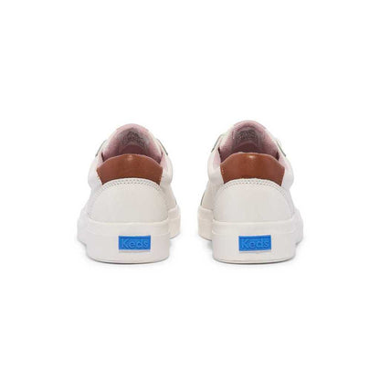 รองเท้าผ้าใบหนัง ผู้หญิง รุ่น Pursuit Leather