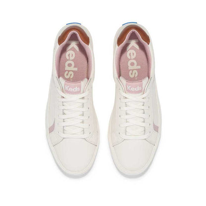 รองเท้าผ้าใบหนัง ผู้หญิง รุ่น Pursuit Leather
