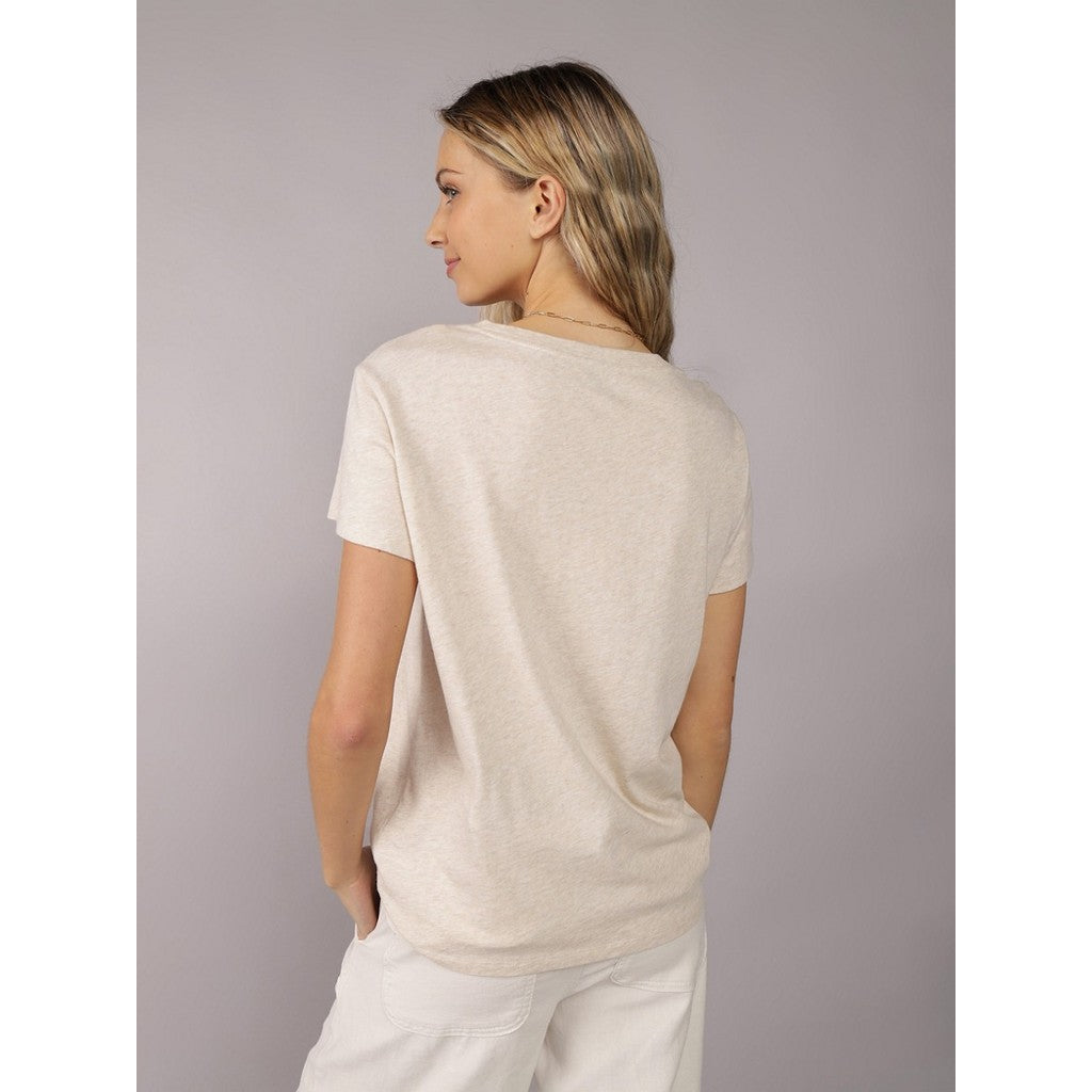 เสื้อยืดผู้หญิง 9750 Solid Slim Classic Tee