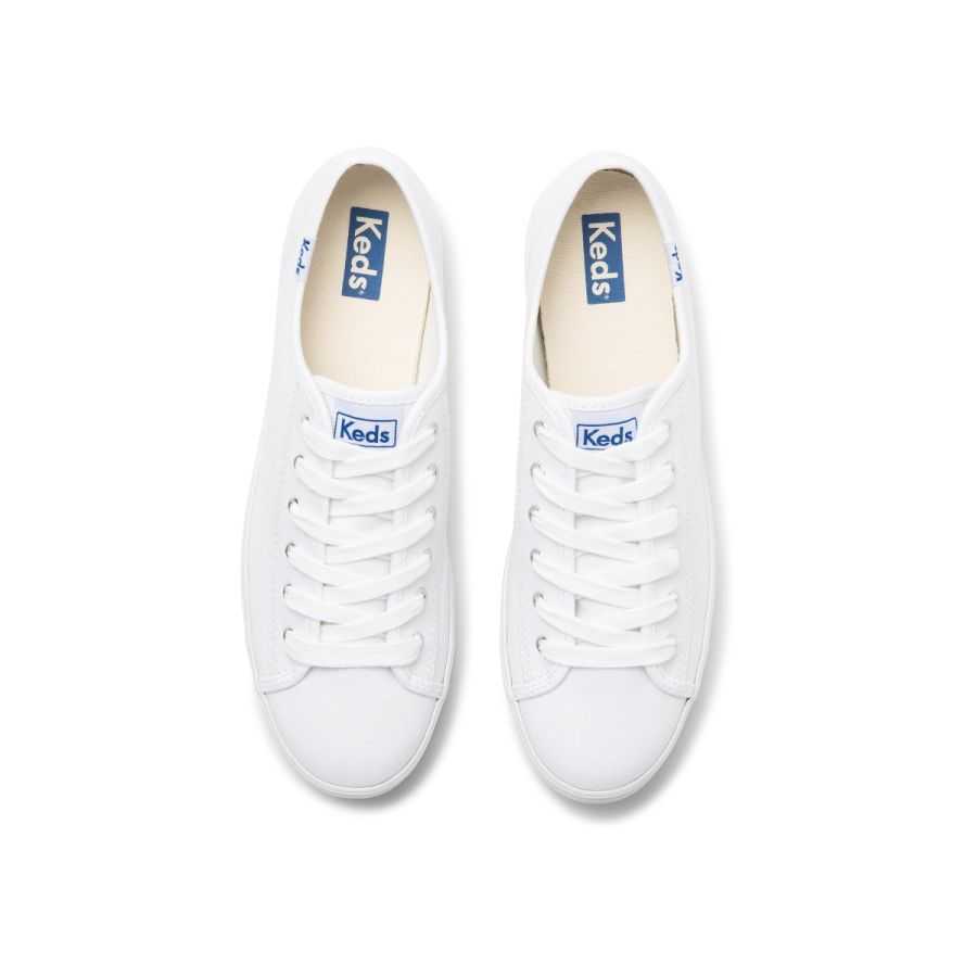 รองเท้าผ้าใบ ผู้หญิง รุ่น Triple Kick Canvas