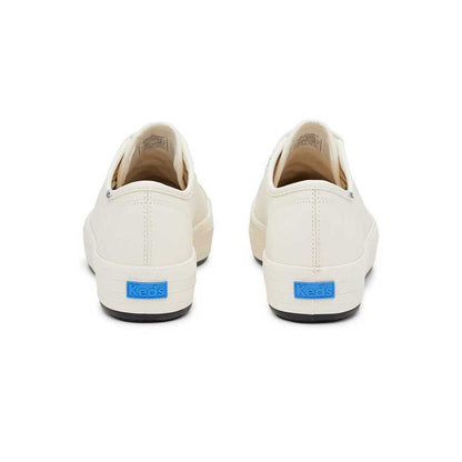 รองเท้าผ้าใบหนัง ผู้หญิง รุ่น Triple Kick Leather Bottom Foxing Stripe