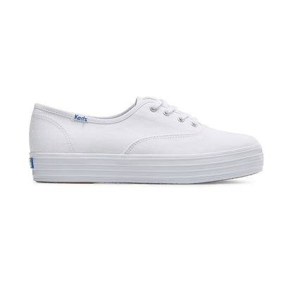 รองเท้าผ้าใบ ผู้หญิง รุ่น The Platform Canvas