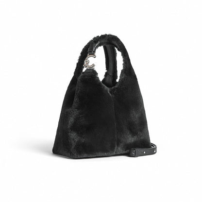 กระเป๋าถือผู้หญิง รุ่น C-Easy Synthetic Fur