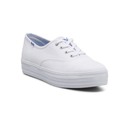 รองเท้าผ้าใบ ผู้หญิง รุ่น The Platform Canvas