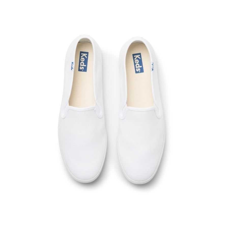 รองเท้าผ้าใบ ผู้หญิง รุ่น Champion Slip On