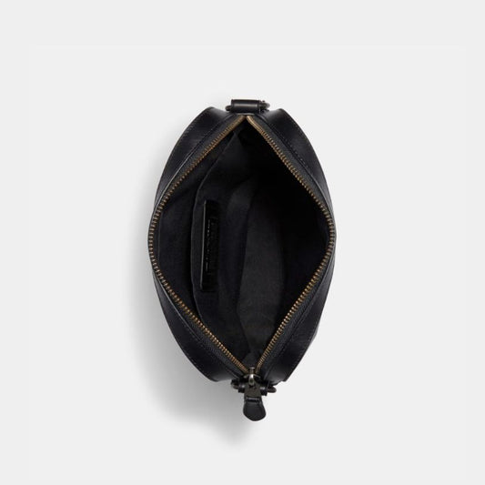 กระเป๋าสะพายข้างผู้ชาย รุ่น Houston Flight Bag In Signature Leather