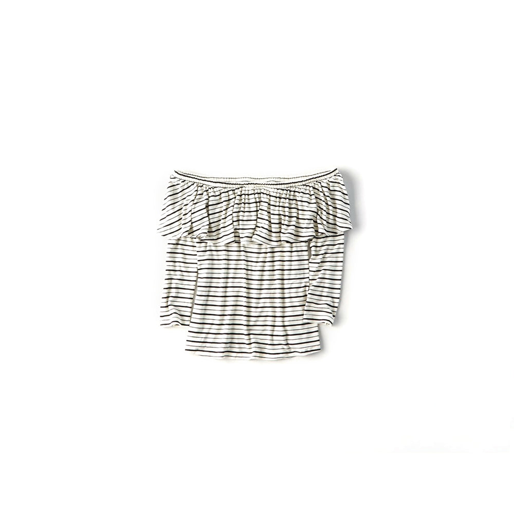 เสื้อยืดเปิดไหล่ Off The Shoulder Stripe