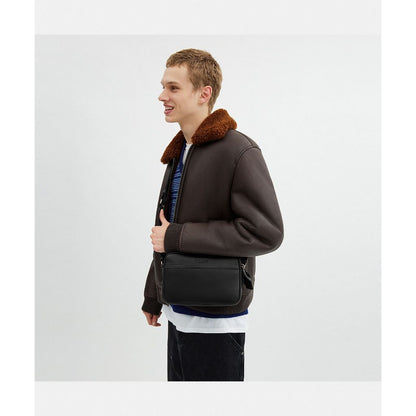 กระเป๋าสะพายข้างผู้ชาย รุ่น Graham Crossbody Bag