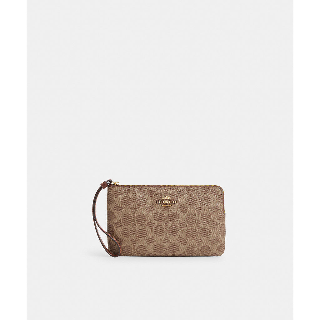 กระเป๋าคล้องมือผู้หญิง รุ่น Large Corner Zip Wristlet In Signature Canvas