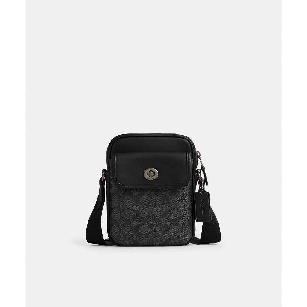 กระเป๋าสะพายข้างผู้ชาย รุ่น Turnlock Crossbody Bag In Signature Canvas