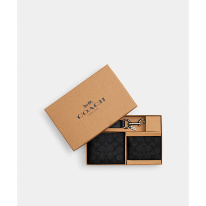กระเป๋าสตางค์ผู้ชาย รุ่น Boxed 3-In-1 Wallet Gift Set In Signature Canvas