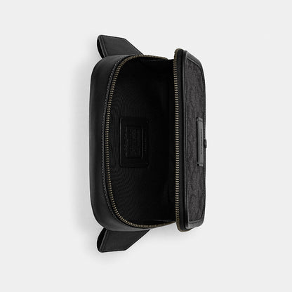 กระเป๋าสะพายข้างผู้ชาย รุ่น Wyatt Belt Bag In Signature Canvas
