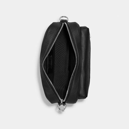 กระเป๋าสะพายข้างผู้ชาย รุ่น Elias Crossbody