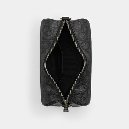 กระเป๋าสะพายข้างผู้ชาย รุ่น Axel Crossbody Bag In Signature Canvas