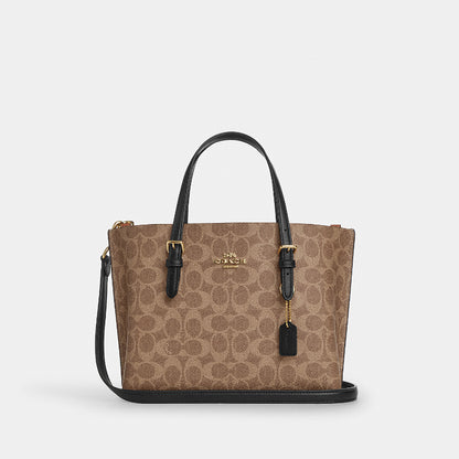 กระเป๋าสะพายผู้หญิง รุ่น Mollie Tote Bag 25 In Signature Canvas