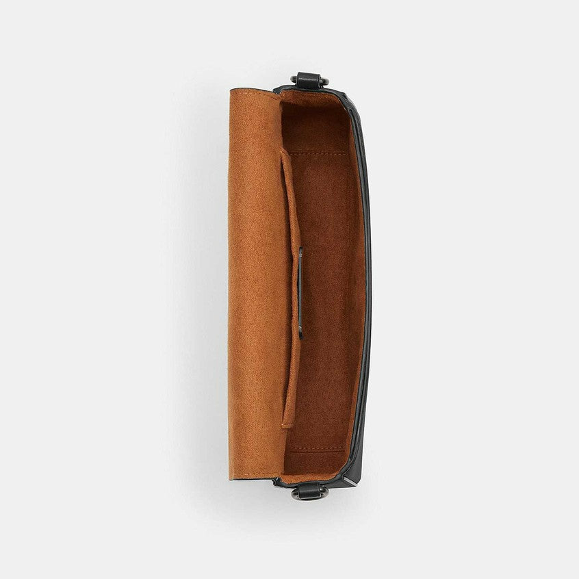กระเป๋าสะพายผู้หญิง รุ่น Andrea Shoulder Bag
