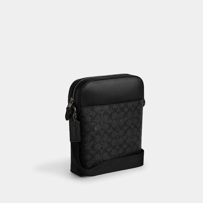 กระเป๋าสะพายข้างผู้ชาย รุ่น Houston Flight Bag In Signature Canvas