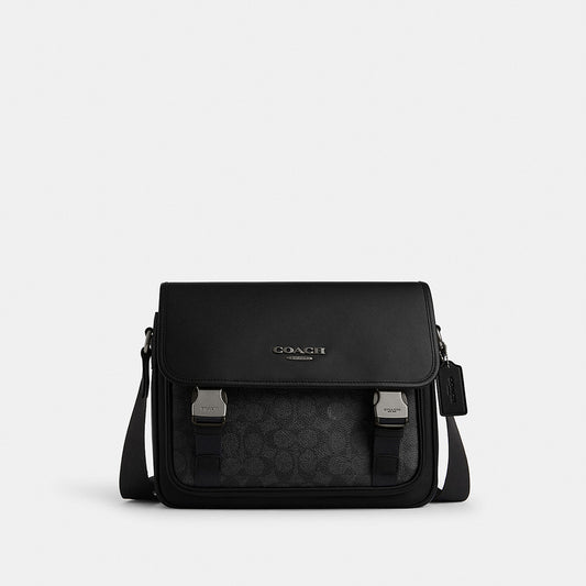 กระเป๋าสะพายข้างผู้ชาย รุ่น Racer Messenger In Signature Canvas