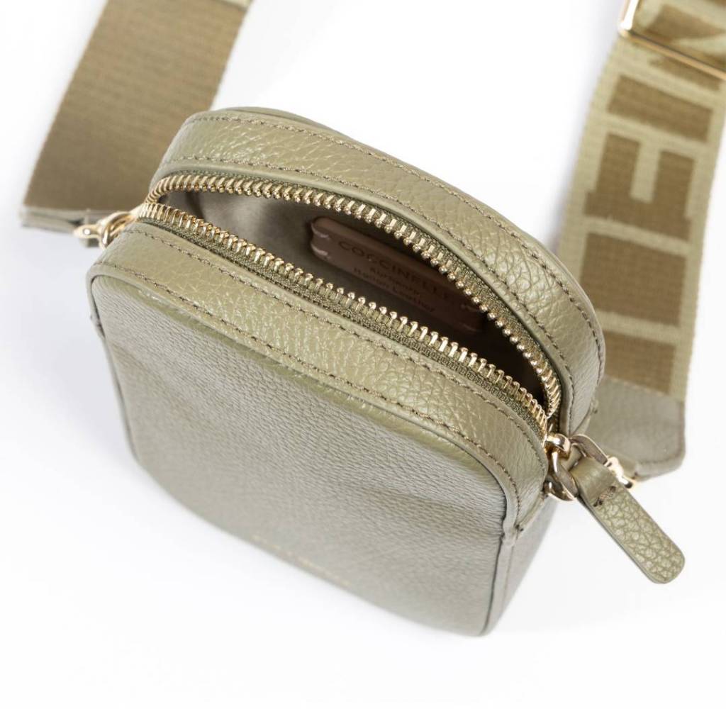 กระเป๋าสะพายผู้หญิง รุ่น Tebe