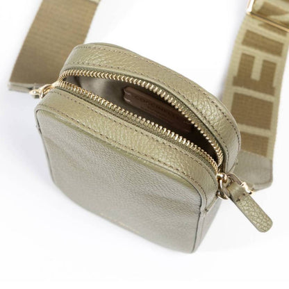 กระเป๋าสะพายผู้หญิง รุ่น Tebe