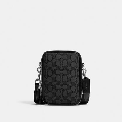 กระเป๋าสะพายข้างผู้ชาย รุ่น Stanton Crossbody In Signature Jacquard