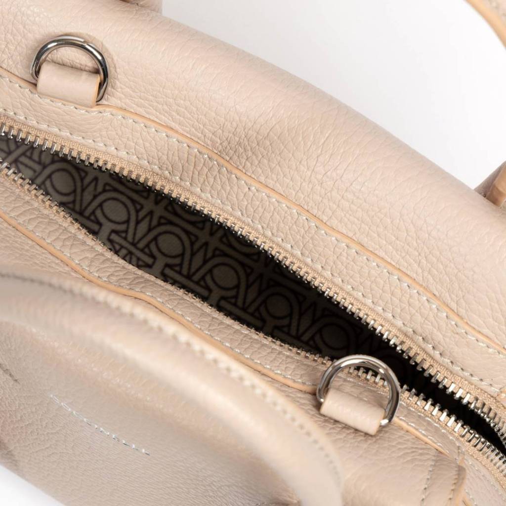 กระเป๋าถือผู้หญิง รุ่น Lord