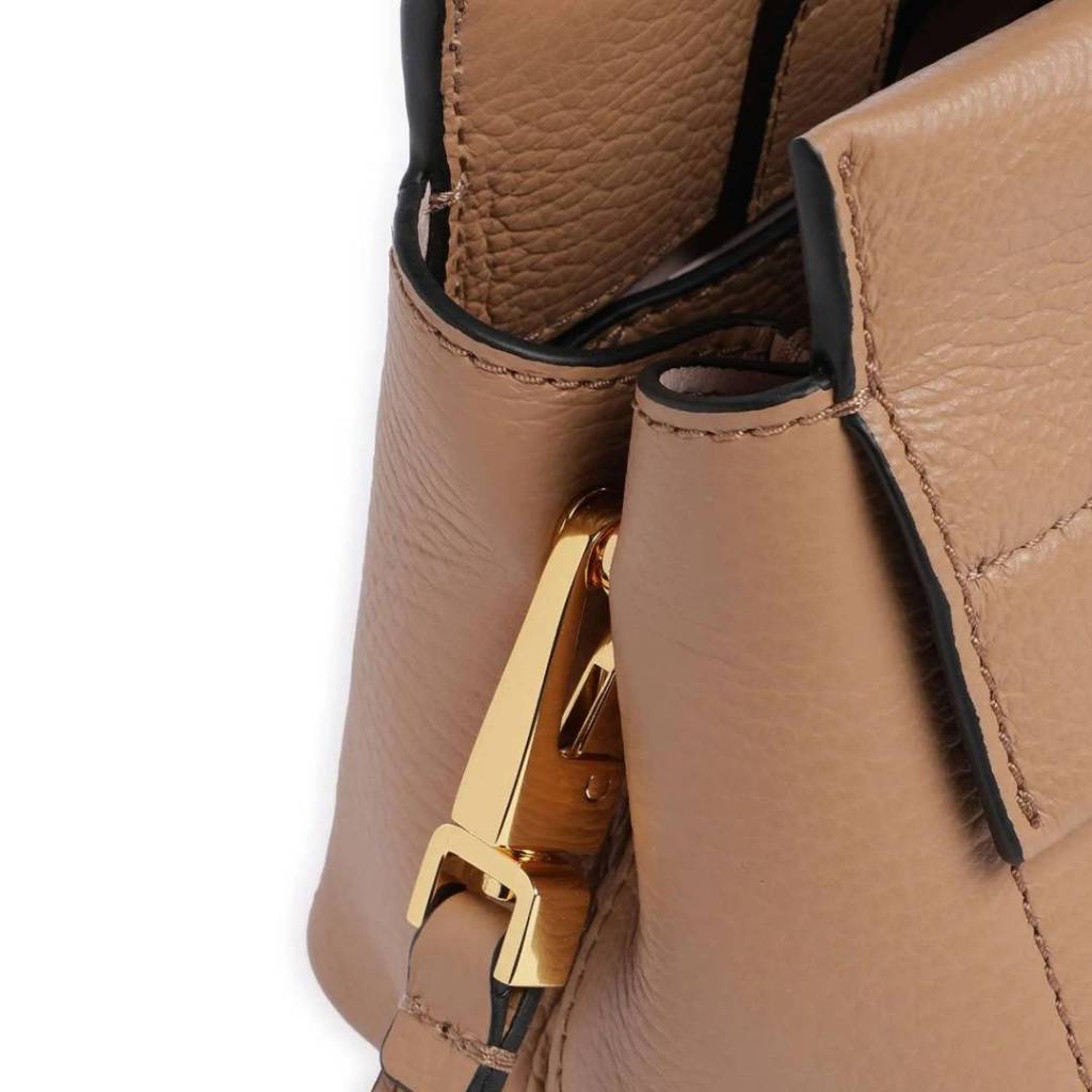 กระเป๋าถือผู้หญิง รุ่น Arlettis