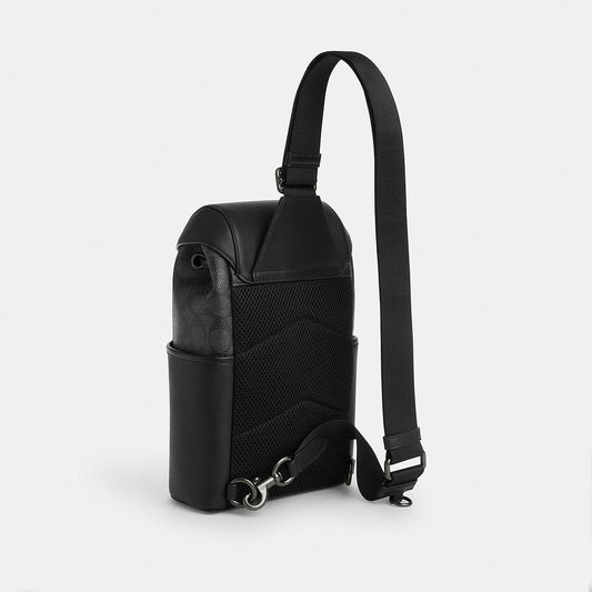 กระเป๋าคาดอกผู้ชาย รุ่น Racer Pack In Signature Canvas