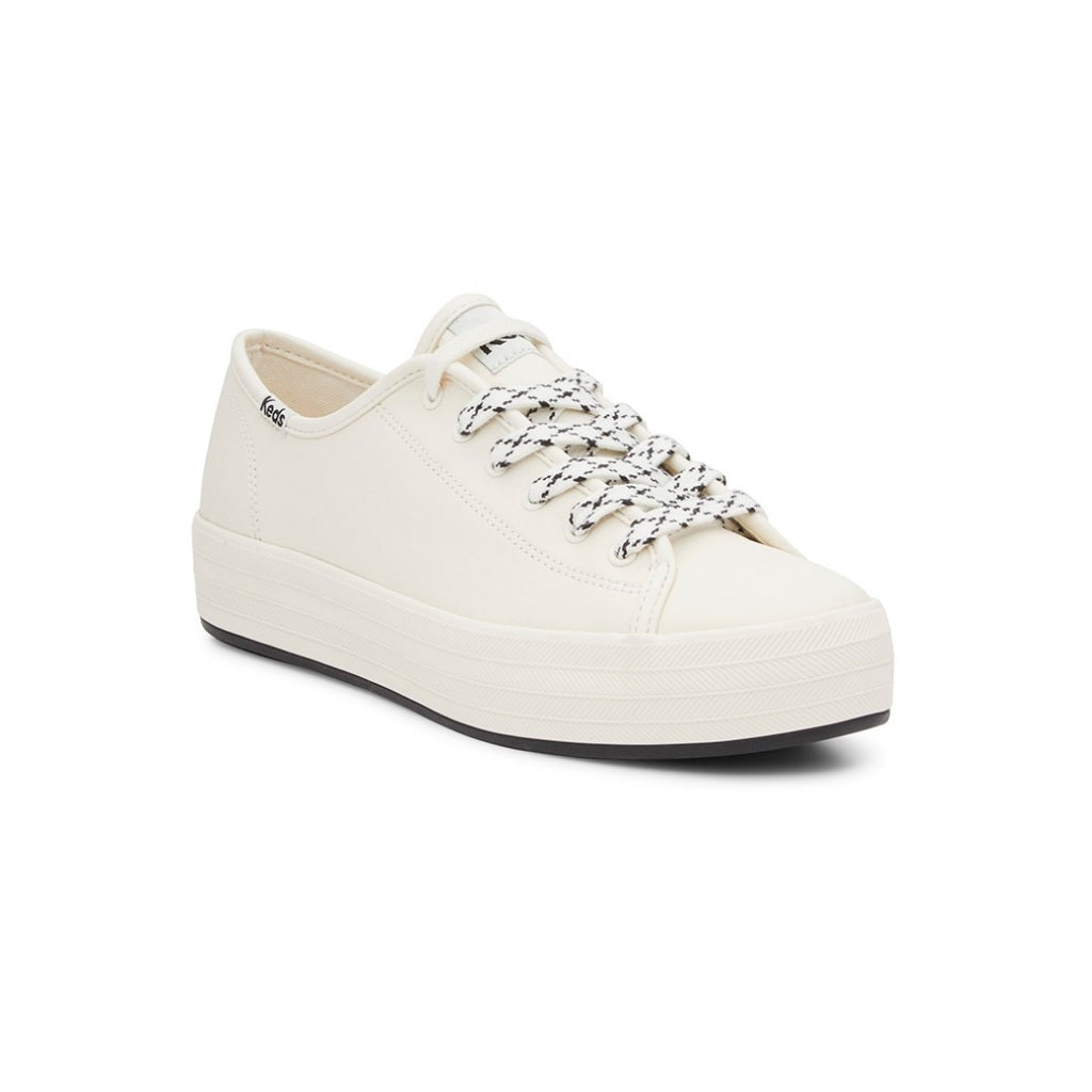 รองเท้าผ้าใบหนัง ผู้หญิง รุ่น Triple Kick Leather Bottom Foxing Stripe