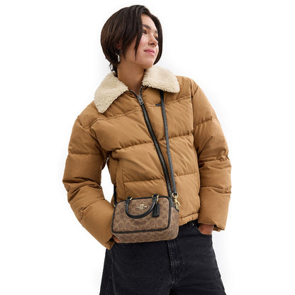 กระเป๋าสะพายข้างผู้หญิง รุ่น Satchel Crossbody Bag In Signature Canvas