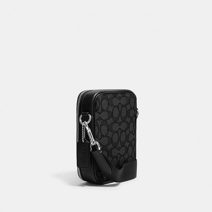 กระเป๋าสะพายข้างผู้ชาย รุ่น Stanton Crossbody In Signature Jacquard