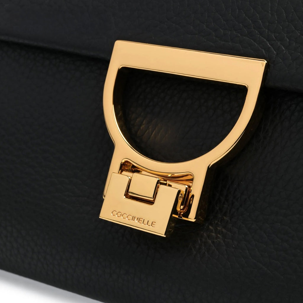 กระเป๋าคลัตช์ผู้หญิง รุ่น Arlettis Signature