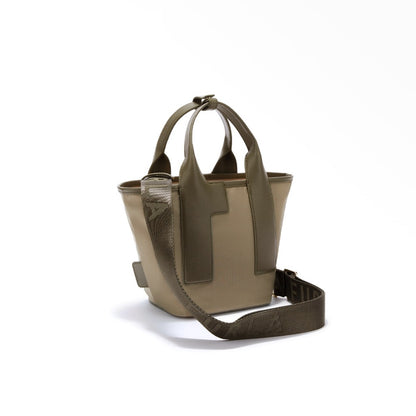 กระเป๋าสะพายผู้หญิง รุ่น Piuma S Tote