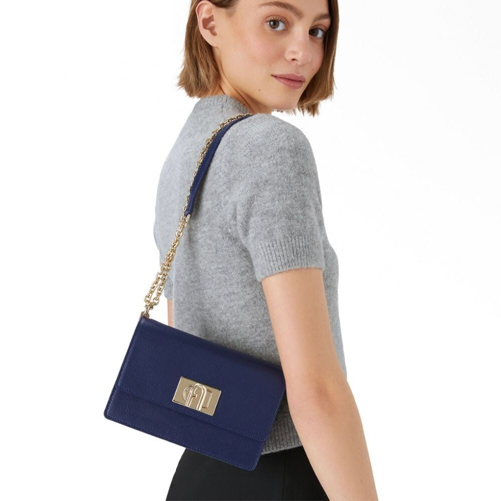 กระเป๋าสะพายผู้หญิง รุ่น Furla 1927 Mini Crossbody 20